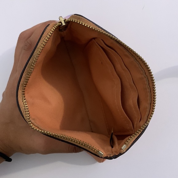 Coach wallet coral colored - Picture 4 of 4